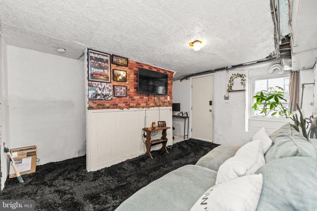 431 SHURS LN, Philadelphia, PA 19128