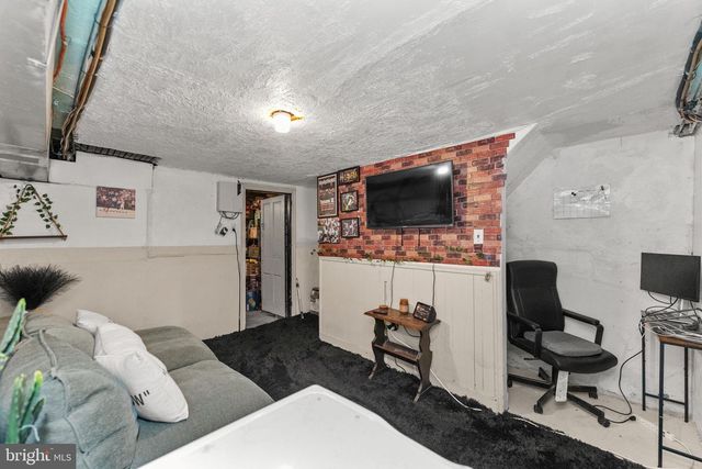 431 SHURS LN, Philadelphia, PA 19128