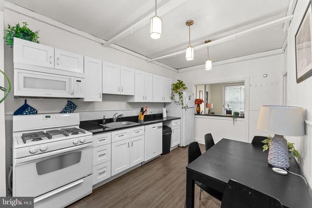 431 SHURS LN, Philadelphia, PA 19128