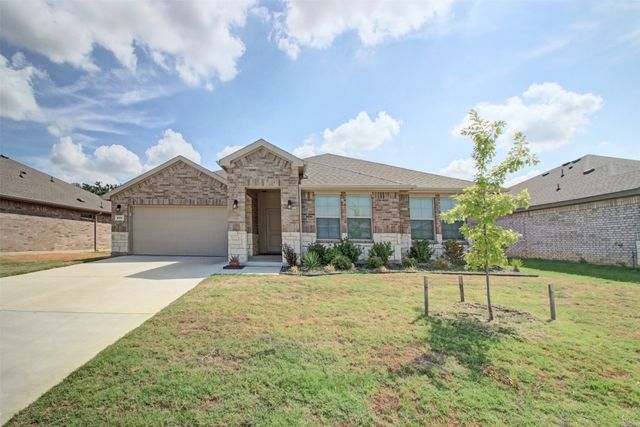 859 Waterford Way, Joshua, TX 76058