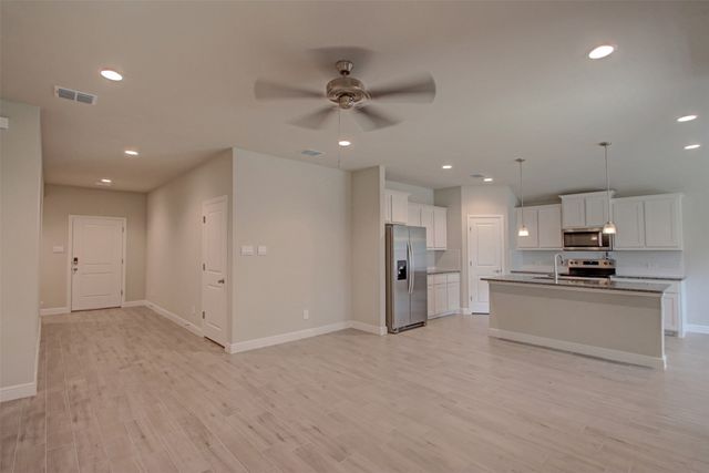 859 Waterford Way, Joshua, TX 76058
