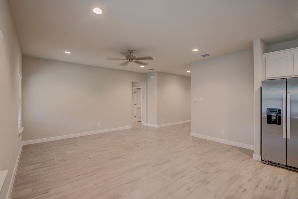 859 Waterford Way, Joshua, TX 76058 — photo 5