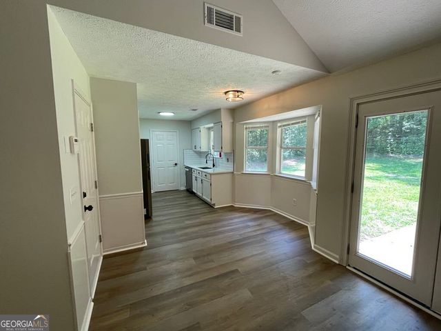 60 Doe Run Drive, Sharpsburg, GA 30277