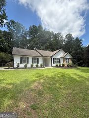 60 Doe Run Drive, Sharpsburg, GA 30277