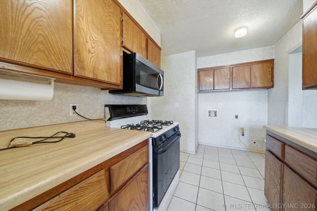 422 E 25th Street, Okmulgee, OK 74447