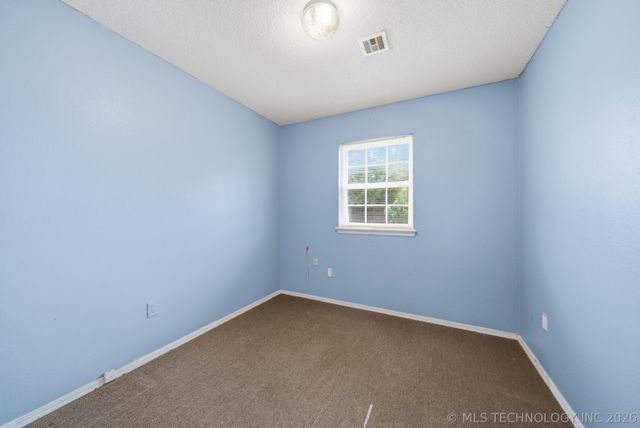 422 E 25th Street, Okmulgee, OK 74447