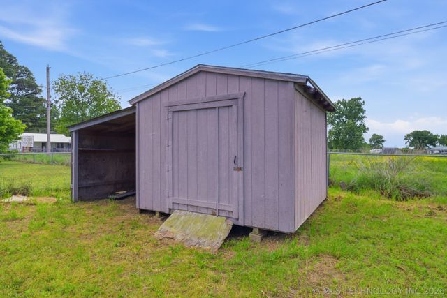 422 E 25th Street, Okmulgee, OK 74447