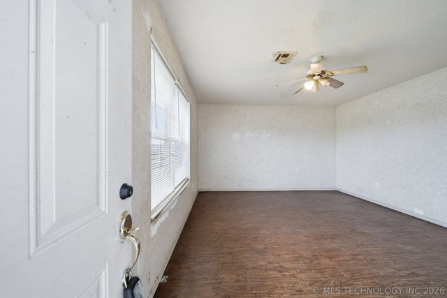 422 E 25th Street, Okmulgee, OK 74447