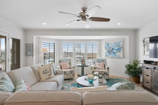 1398 Basin Dr Unit 111, Murrells Inlet, SC 29576