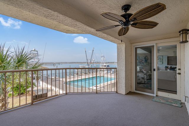 1398 Basin Dr Unit 111, Murrells Inlet, SC 29576