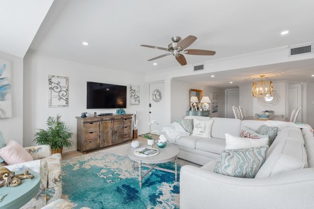 1398 Basin Dr Unit 111, Murrells Inlet, SC 29576