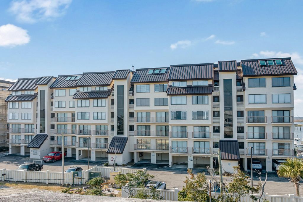 1398 Basin Dr Unit 111, Murrells Inlet, SC 29576