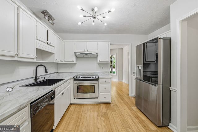 1039 Plantation Boulevard SE, Conyers, GA 30094
