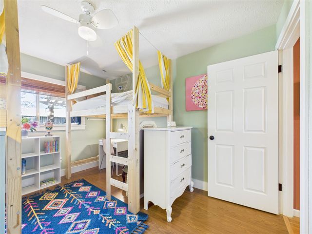 2824 Meadow Brook Court, League City, TX 77573