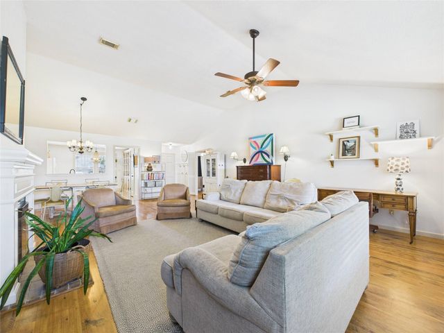 2824 Meadow Brook Court, League City, TX 77573