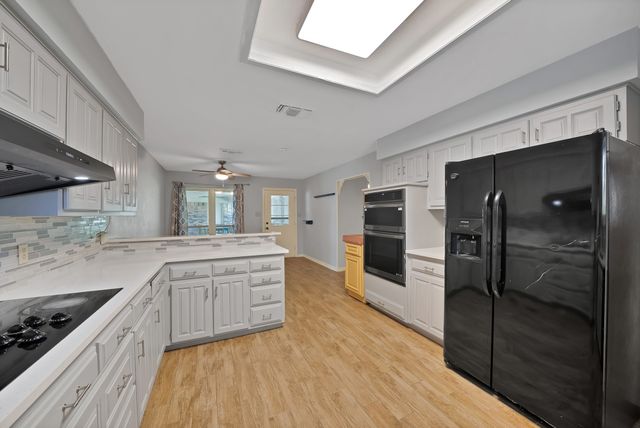 2812 Whisperwood Trail, Dalworthington Gardens, TX 76016