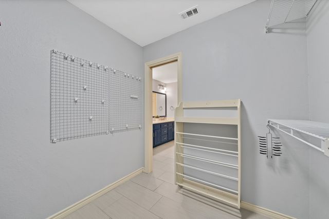 2812 Whisperwood Trail, Dalworthington Gardens, TX 76016