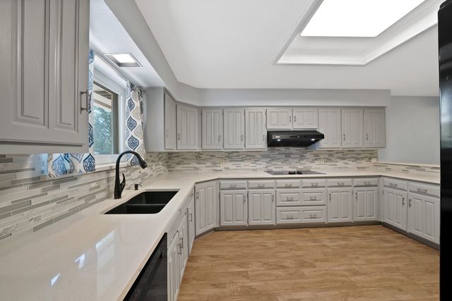 2812 Whisperwood Trail, Dalworthington Gardens, TX 76016