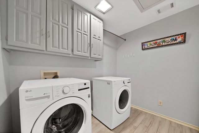 2812 Whisperwood Trail, Dalworthington Gardens, TX 76016