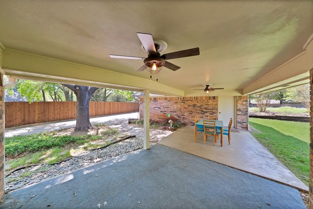 2812 Whisperwood Trail, Dalworthington Gardens, TX 76016