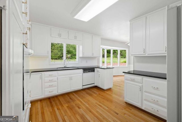 4670 Windsor Drive SW, Smyrna, GA 30082