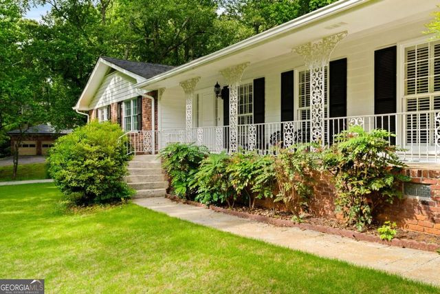 4670 Windsor Drive SW, Smyrna, GA 30082