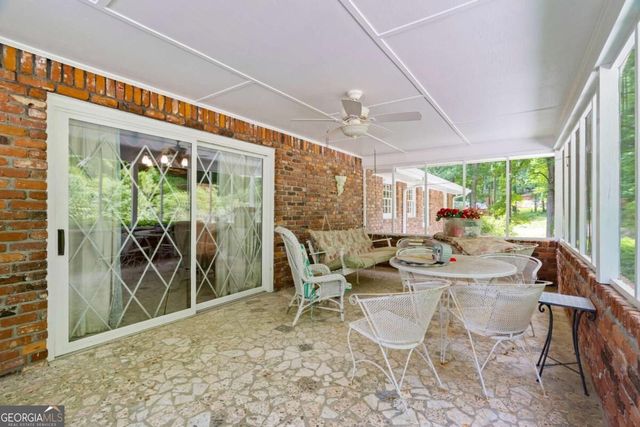 4670 Windsor Drive SW, Smyrna, GA 30082