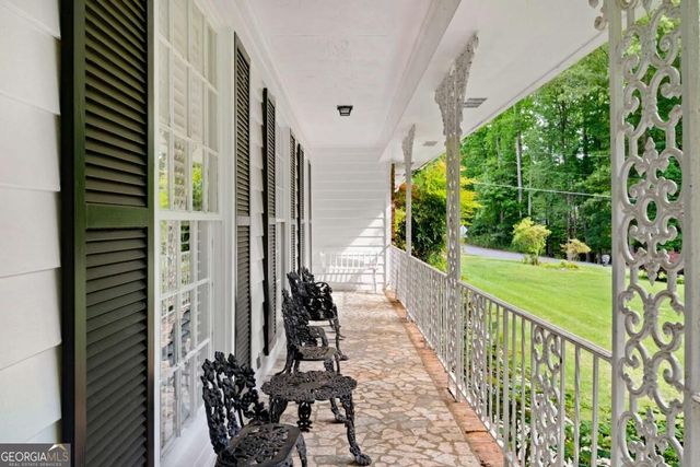 4670 Windsor Drive SW, Smyrna, GA 30082