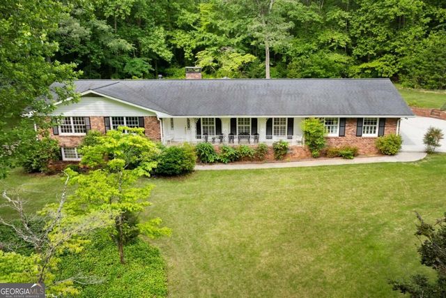 4670 Windsor Drive SW, Smyrna, GA 30082