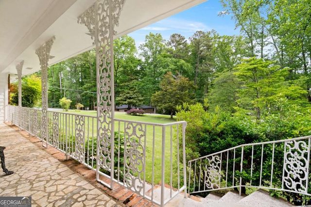 4670 Windsor Drive SW, Smyrna, GA 30082