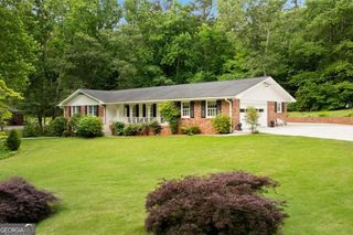 4670 Windsor Drive SW, Smyrna, GA 30082
