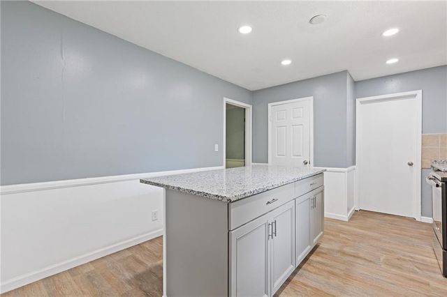 594 Kingston Lane, Conyers, GA 30012