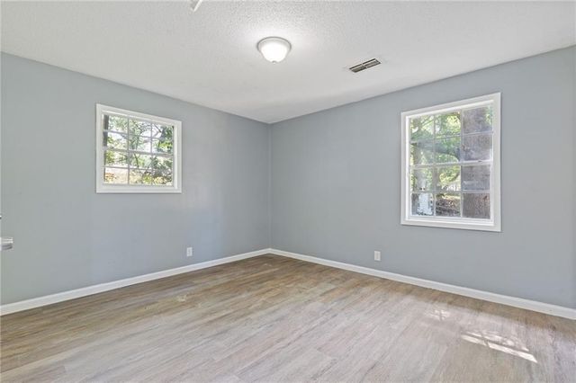 594 Kingston Lane, Conyers, GA 30012
