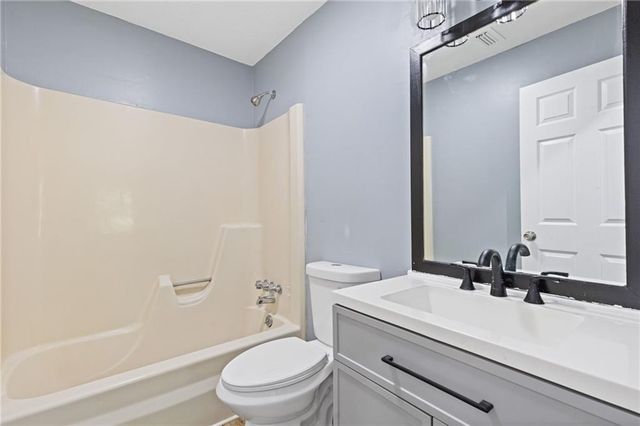 594 Kingston Lane, Conyers, GA 30012
