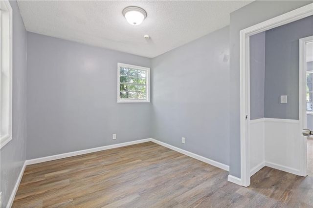 594 Kingston Lane, Conyers, GA 30012