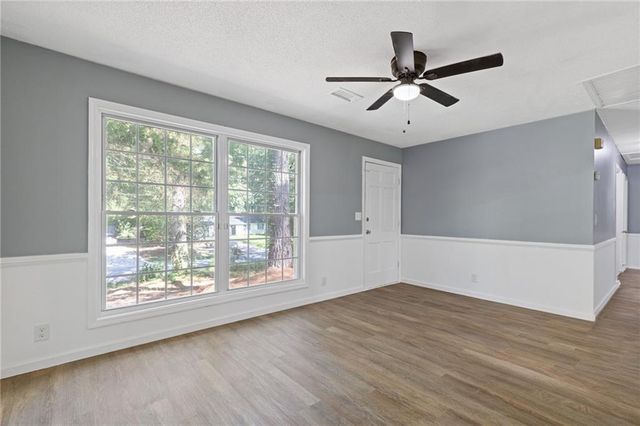 594 Kingston Lane, Conyers, GA 30012