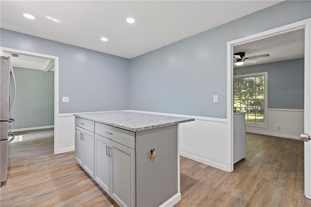 594 Kingston Lane, Conyers, GA 30012