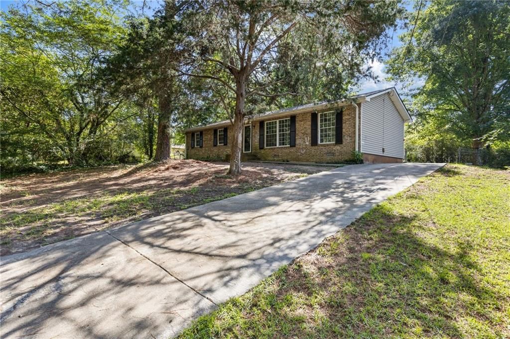 594 Kingston Lane, Conyers, GA 30012