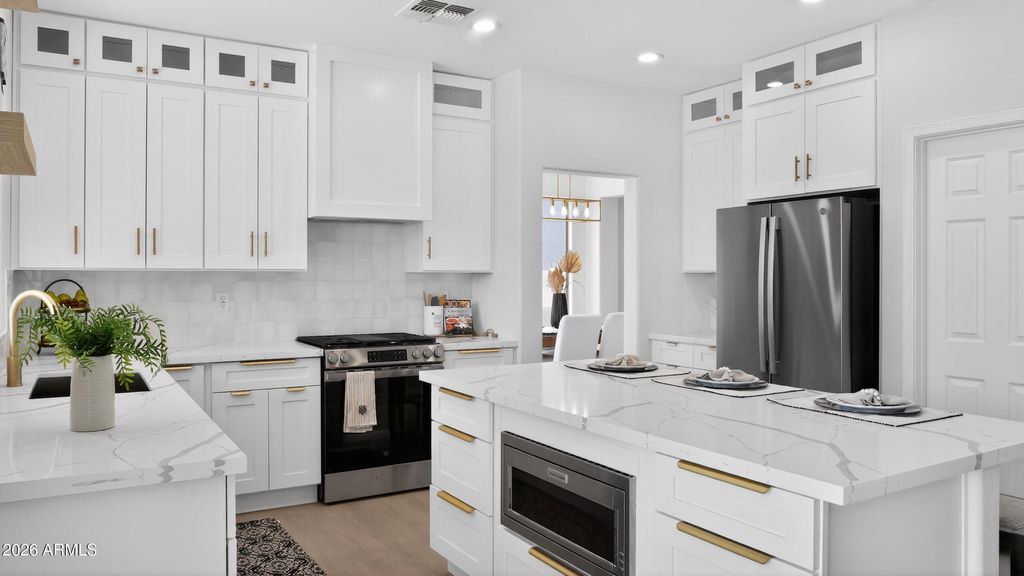 Image 10 of property listing at 19636 S 189TH Street, Queen Creek, AZ 85142