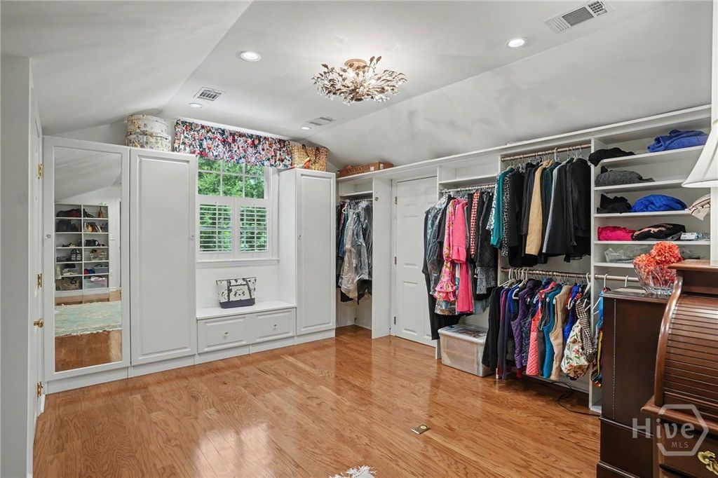 Image 39 of property listing at 7 Pensyre Retreat, Savannah, GA 31411