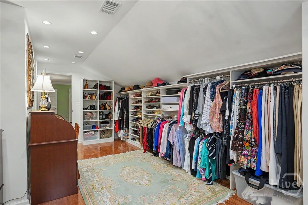Image 40 of property listing at 7 Pensyre Retreat, Savannah, GA 31411