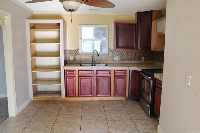 130 Karen Cove, Jacksonville, AR 72076