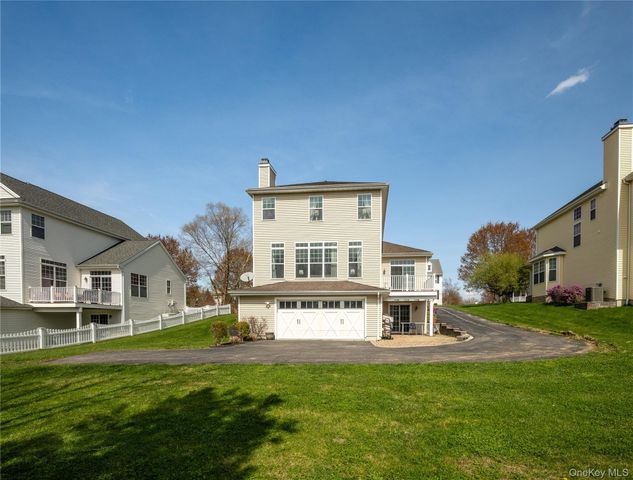 19 Bayberry Street, Hopewell Junction, NY 12533