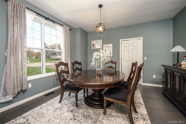 19 Bayberry Street, Hopewell Junction, NY 12533