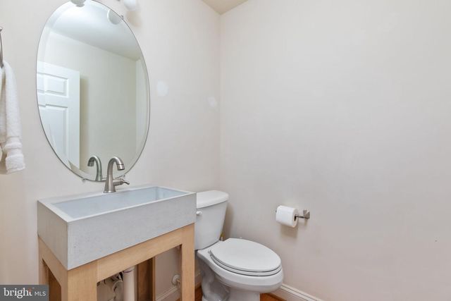 514 SLEIGH DR, Cross Junction, VA 22625