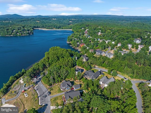 514 SLEIGH DR, Cross Junction, VA 22625