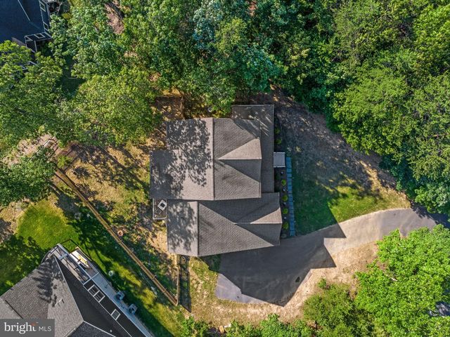 514 SLEIGH DR, Cross Junction, VA 22625