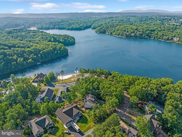 514 SLEIGH DR, Cross Junction, VA 22625