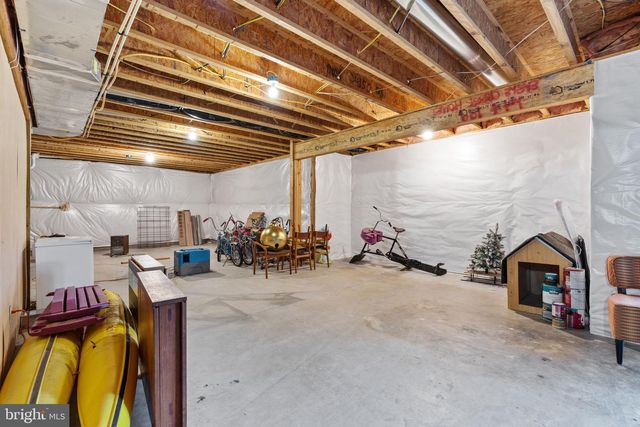 514 SLEIGH DR, Cross Junction, VA 22625