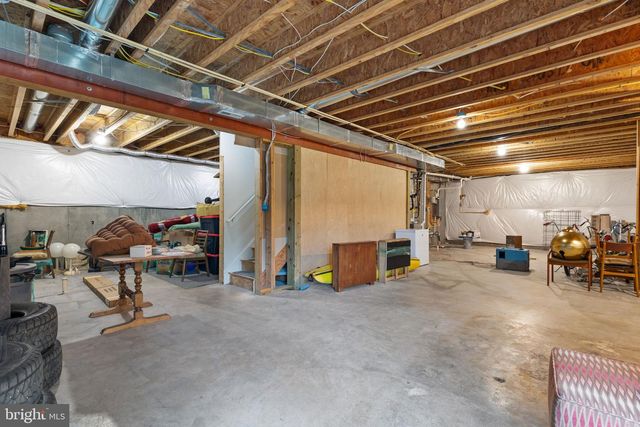 514 SLEIGH DR, Cross Junction, VA 22625